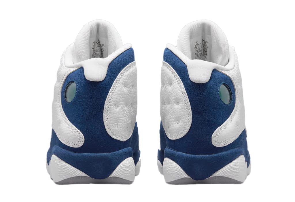 Nike Mens The Space Jam X Lebron 18 Low “Bugs Vs Marvin” is a Collaborative Colorway of Lebron