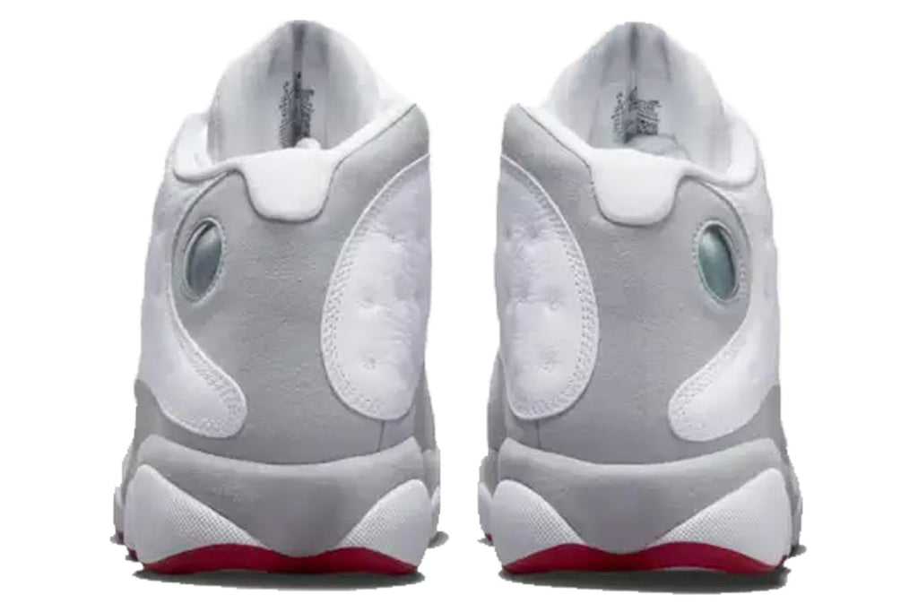 Nike Mens The Space Jam X Lebron 18 Low “Bugs Vs Marvin” is a Collaborative Colorway of Lebron