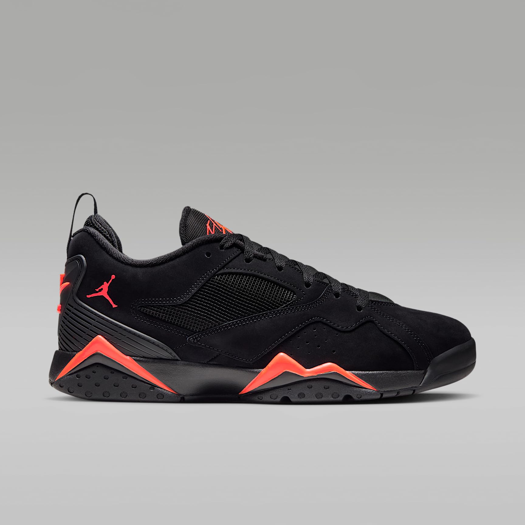 Air Jordan MVP 92 Men's Shoes (Black/Infrared 23)