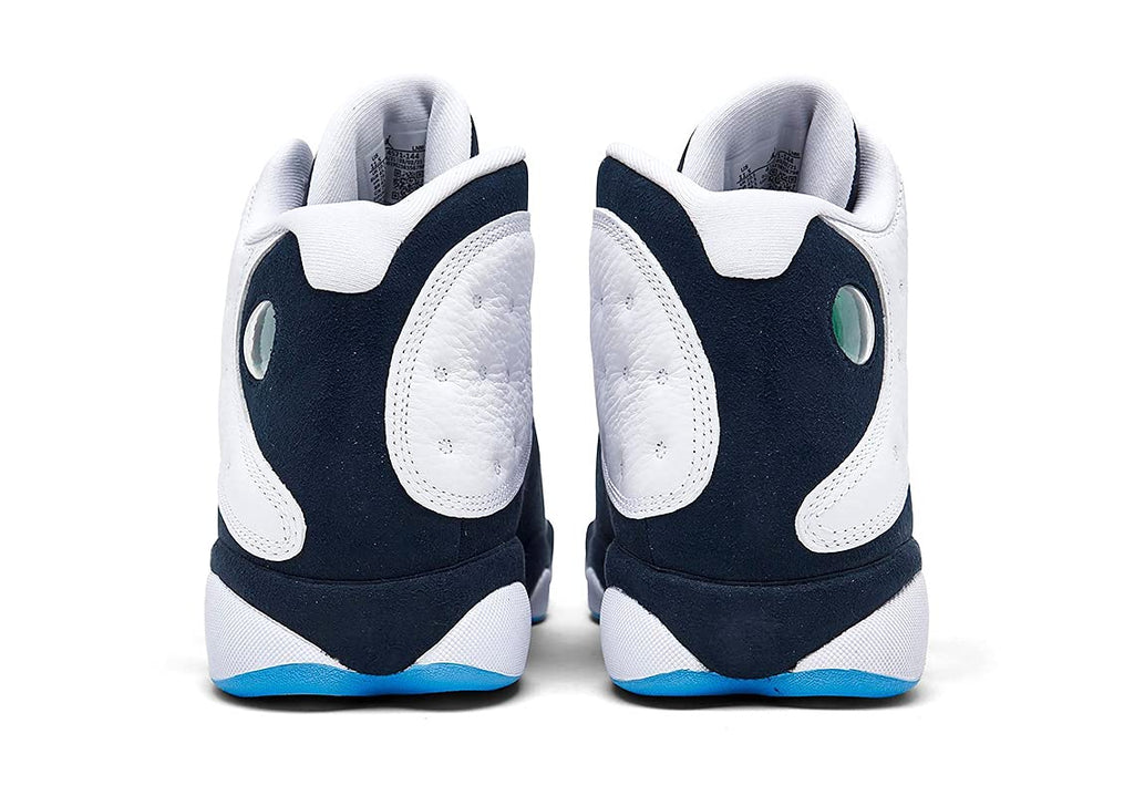 Nike Mens The Space Jam X Lebron 18 Low “Bugs Vs Marvin” is a Collaborative Colorway of Lebron