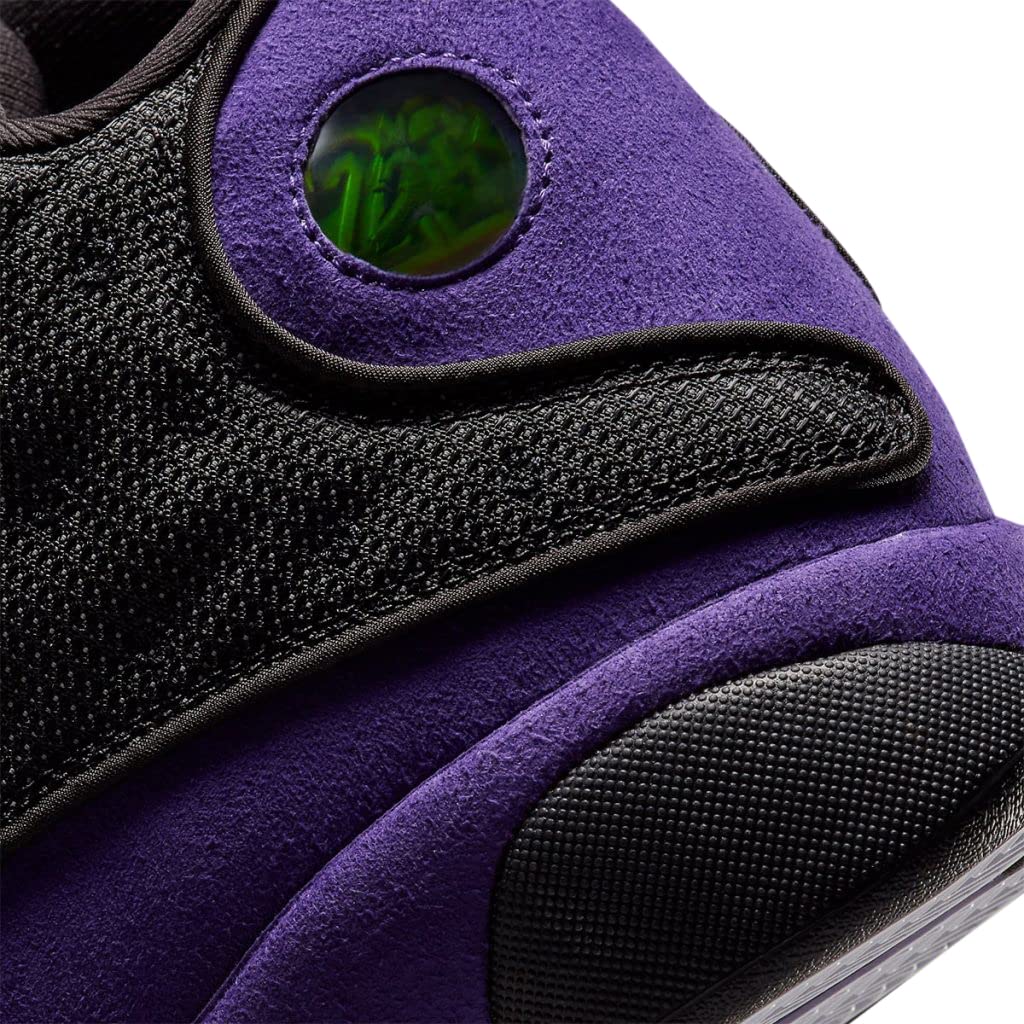 Nike Mens The Space Jam X Lebron 18 Low “Bugs Vs Marvin” is a Collaborative Colorway of Lebron