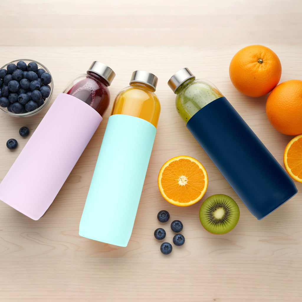 18 oz Glass Juice Bottles with Lids and Silicone Sleeve, 6 Pack Reusable Clear Glass Water Bottles with Stainless Steel Cap for Juicing, Refrigerator,100% Leak Proof, BPA Free Drinking Bottle